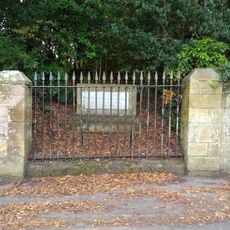 William The Lion Commemorative Stone And Wall To Each Side