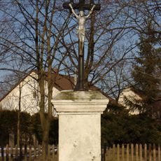 Kříž naproti domu 44 ve Vrbičanech