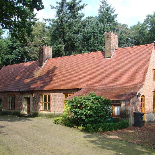 Dubbele dienstwoning bij landhuis Noorderheide
