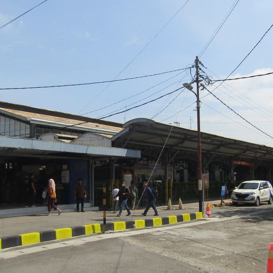 Purwosari railway station