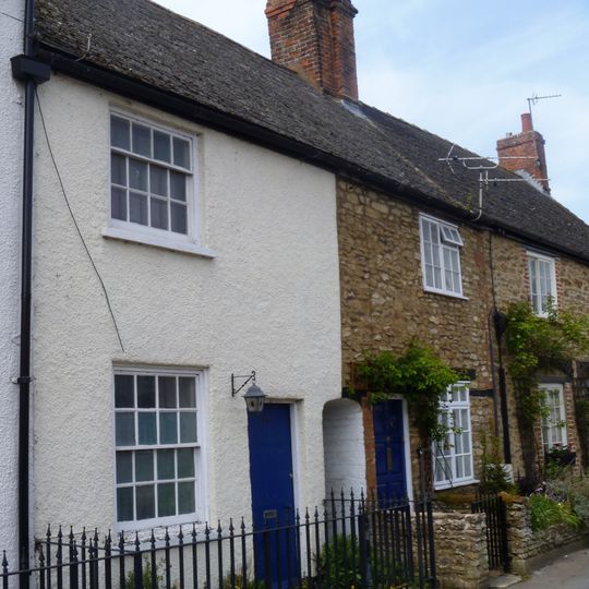 30 And 31, Swindon Street