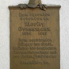 Zwei Gedenktafeln Moritz-Großmann-Platz 1
