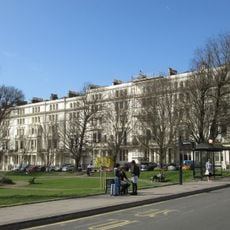 18-30 Palmeira Square and attached railings