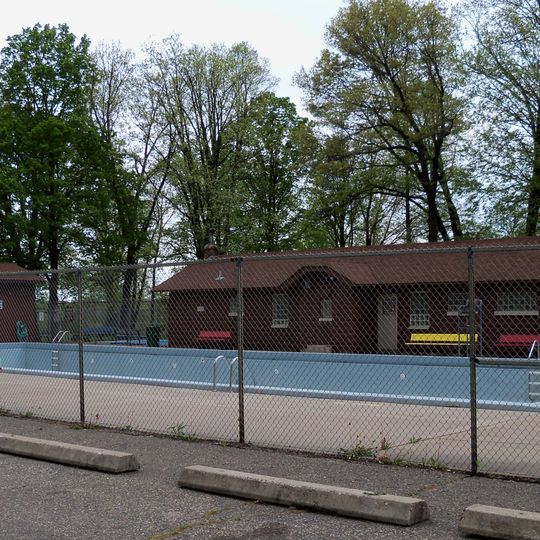 Glen Park Municipal Swimming Pool