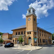 Warren Town Hall