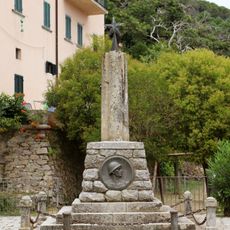 Monumento ai Caduti di Marciana