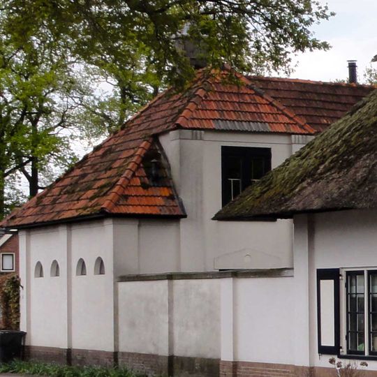 Klarenbeek: garage/koetshuis