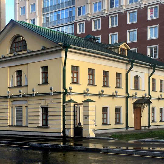 Восточный флигель