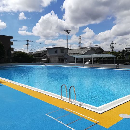 三佐仲よしプール