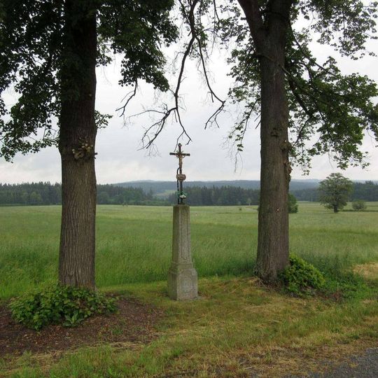 Kříž u Planin