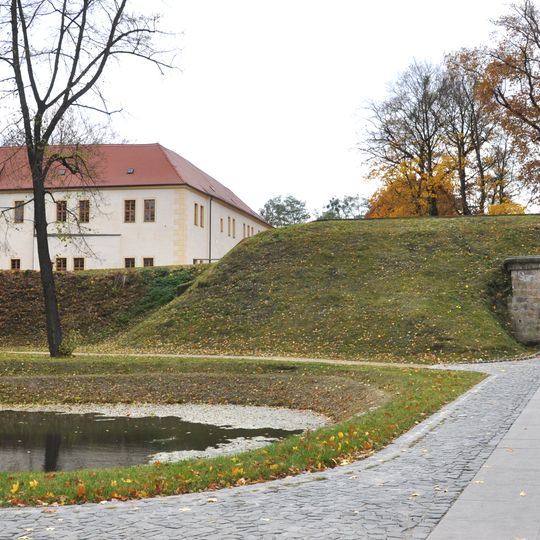 Festungswall Schloss Senftenberg