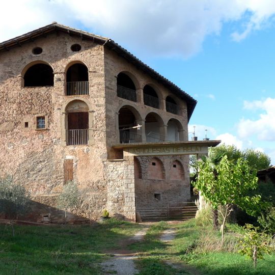 Masia les Esglésies de Santa Maria