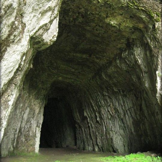 Grotte du Château de la Roche