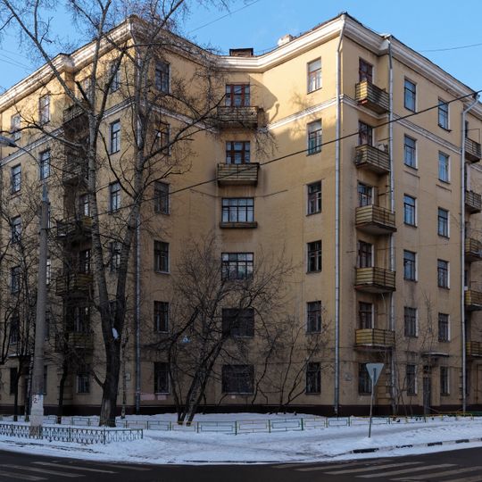 Улица Лестева 14/20