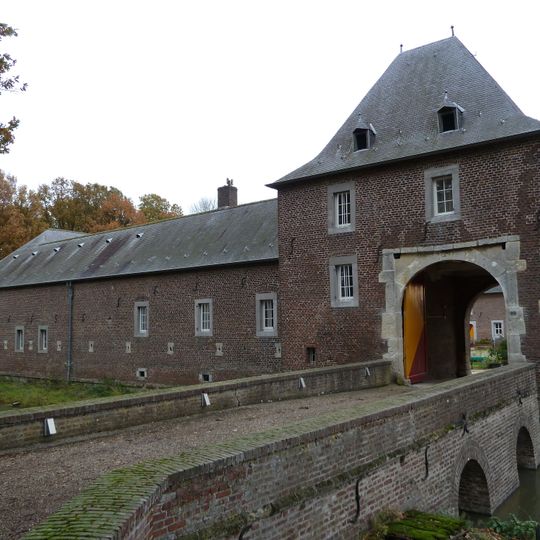 Rivieren Castle: farm