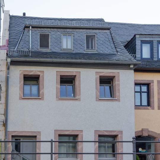 Wohnhaus in geschlossener Bebauung Neustadt 22