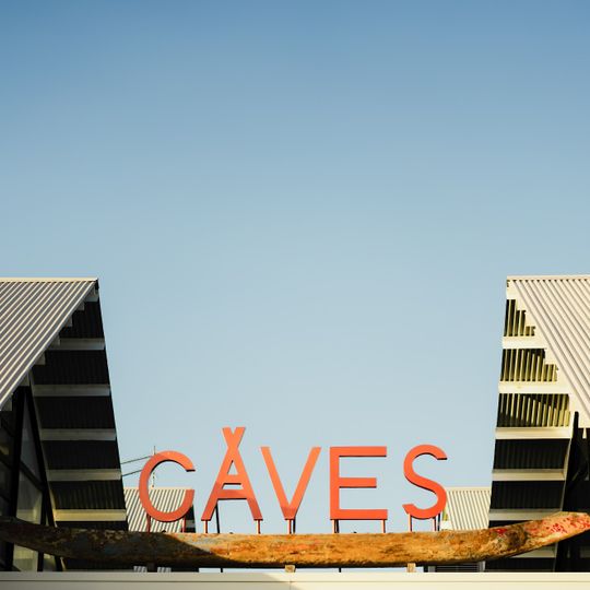 Caves Coastal Bar and Bungalows