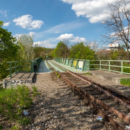 Bridge of Zetor siding over Ostravská street