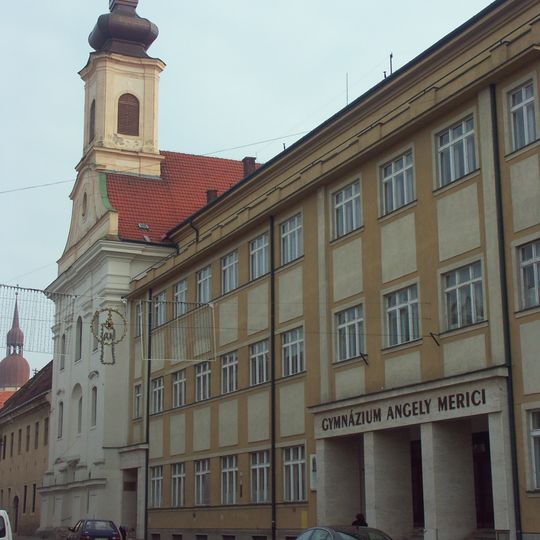 Uršulínsky kláštor, škola