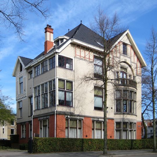 Emmaplein 6