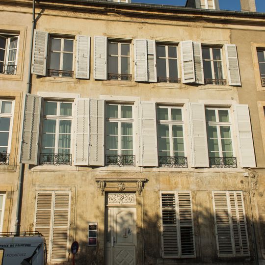 Immeuble, 17 place de la Carrière