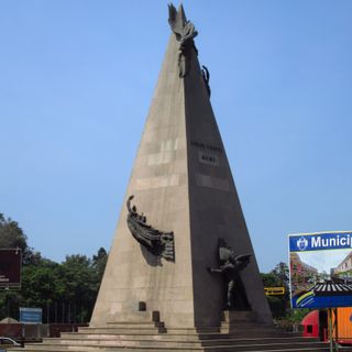 Monumento a Jorge Chávez
