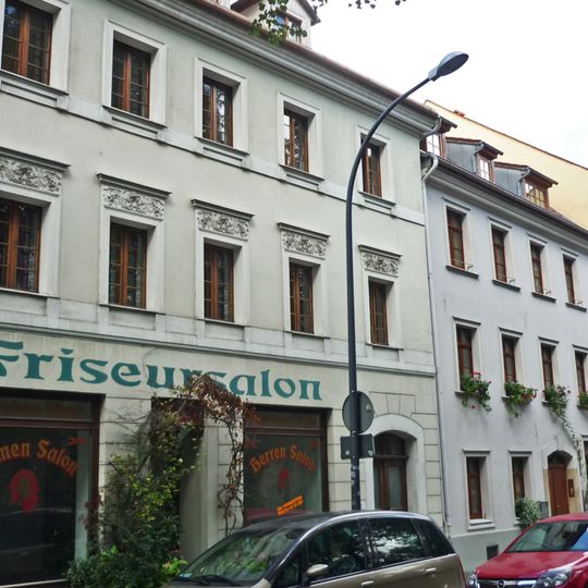 Wohnhaus in geschlossener Bebauung Nikolaigraben 8