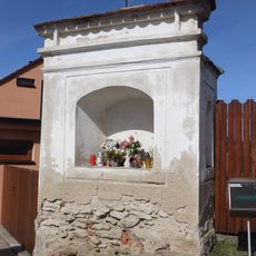 Boží muka na křižovatce Čelakovského a Zahradní ulice