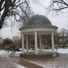 Altán na náměstí v Bělé pod Bezdězem