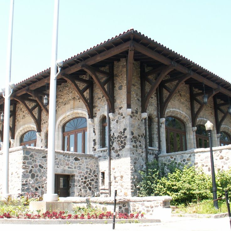 Mount Royal Chalet