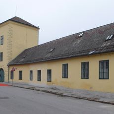 Ehem. Freihof bzw. Herrschaftshaus, ehem. Malzfabrik
