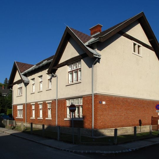 Residential building Albertstraße 16