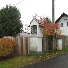 Kaplička v Lučicích