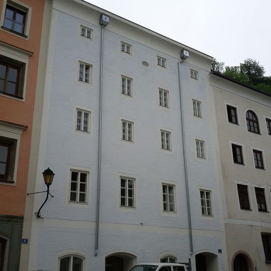 Schöndorferplatz 7, Hallein