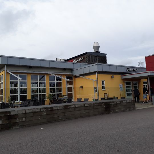 Pizza Hut