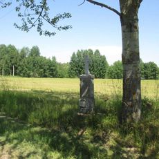 Kříž severně od Vysokého Sedliště u zatáčky