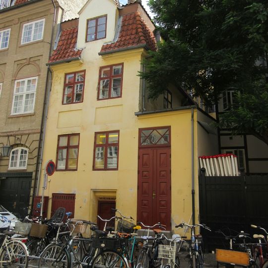 Lille Strandstræde 4