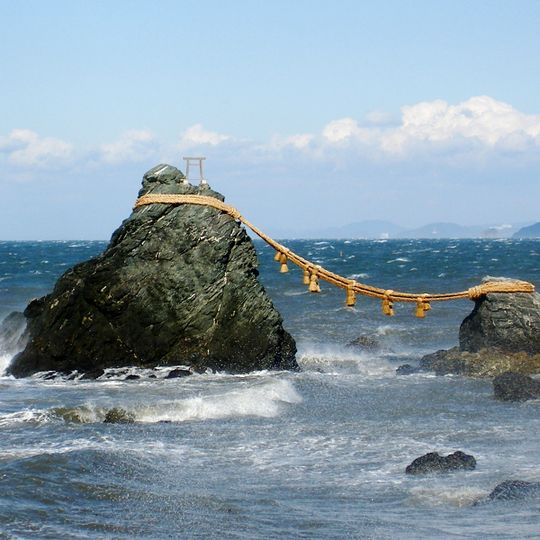 Meoto Iwa