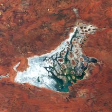 Lake Mackay