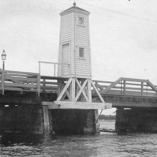 Fairhaven Bridge Light