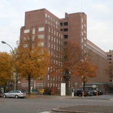 Siemens-Schuckert-Werke, Schaltwerk-Hochhaus und Hallengebäude