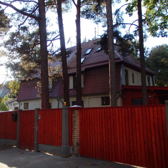 Dzīvojamā ēka - dvīņu māja