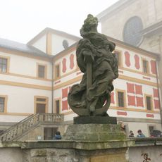 Socha alegorie Naděje na terase špitálu v Kuksu