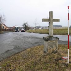 Pamětní kříž v Unhošti, ul. V Topolech