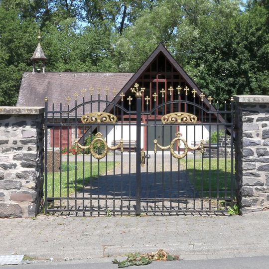 Portal, Grabstein, Kriegerdenkmal