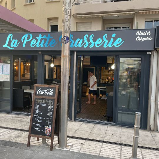 La Petite Brasserie