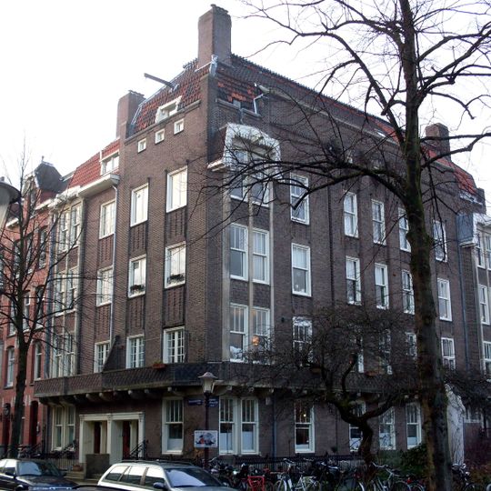 Nicolaas Maesstraat 32