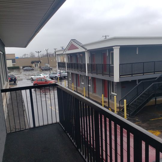 Carlton Inn