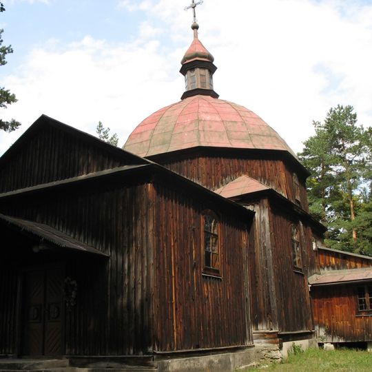 Church of the Pokrov in Łówcza