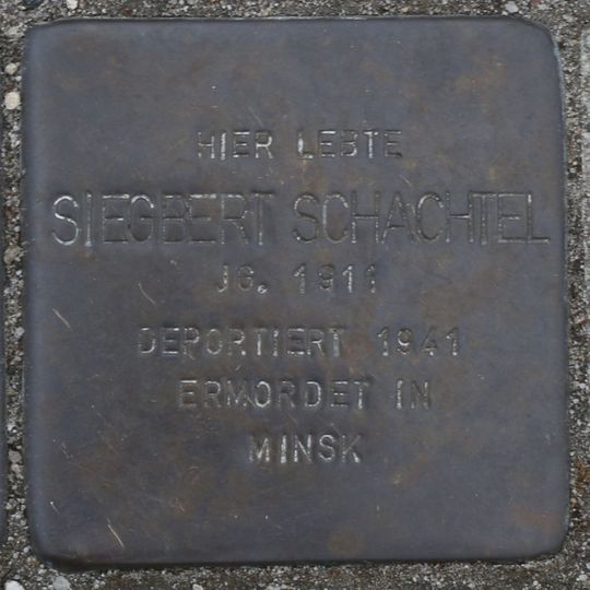 Stolperstein en memoria de Siegbert Schachtel